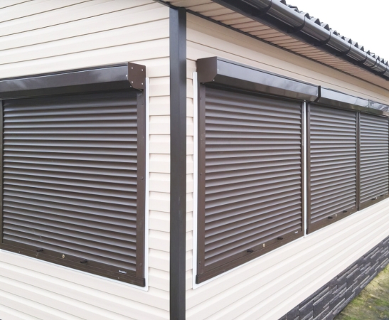 Рольставни на окна в Прохладном